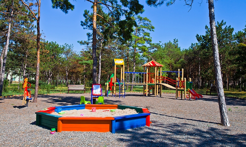 Детская площадка в отеле Элизиум  