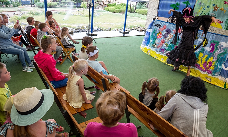 детская анимация в отеле ореанда