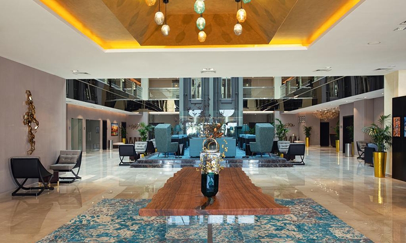 Лобби в Occidental Impz Dubai