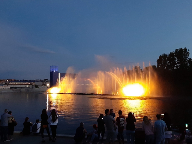 Шоу фонтанов в Виннице