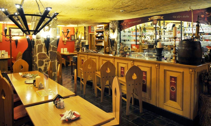 Бар в Karlsbad Grande Madonna Spa & Wellness Hotel