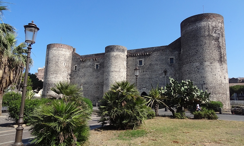 Кастелло Урсино 