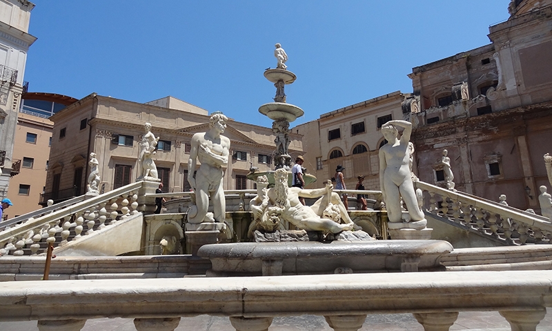 Фонтан Претория в Палермо
