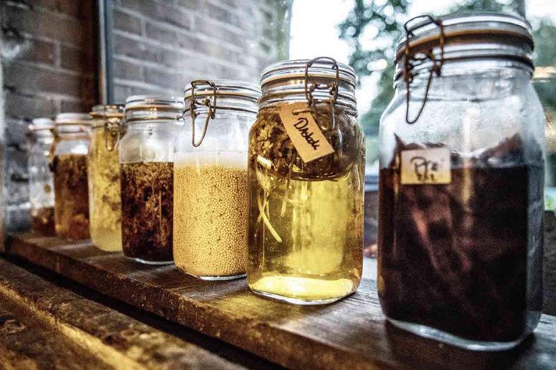 Ресторан в Теплице в Амстердаме