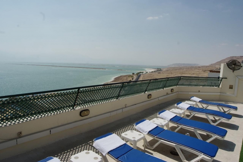 Терраса в Daniel Dead Sea Hotel